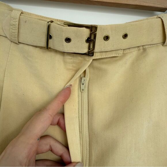 TRADITION | Vintage Belted Tailored Shorts - Picture 4 of 12